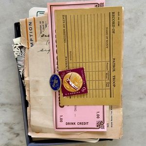 20 Piece Antique/Vintage Bundle in Recycled Gray Box